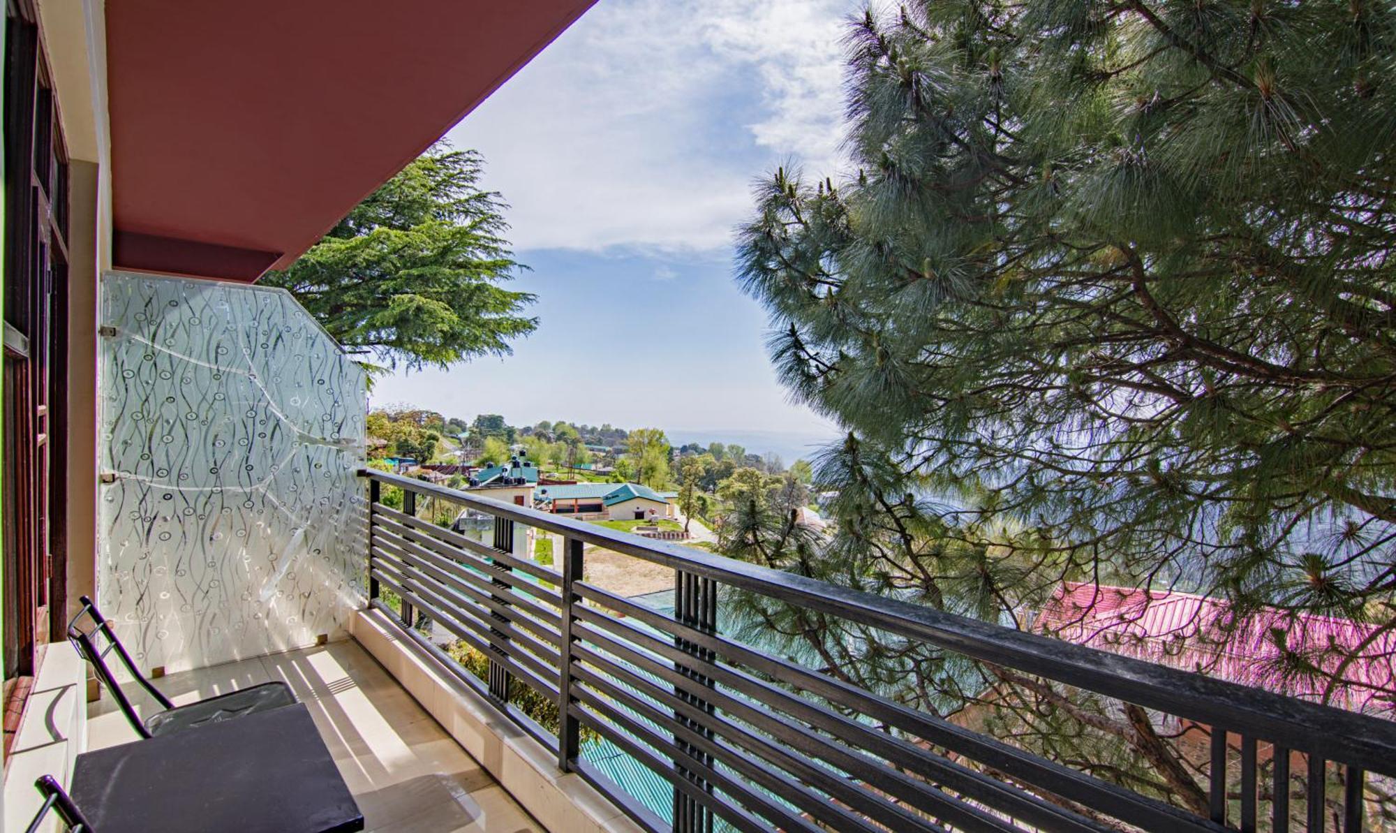Treebo Roshan House With Valley View McLeod Ganj Bagian luar foto
